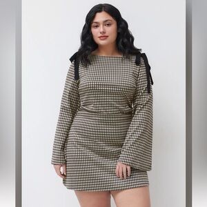 Cider COTTON-BLEND BOAT NECK GINGHAM BOWKNOT RUCHED MINI DRESS CURVE PLUS
